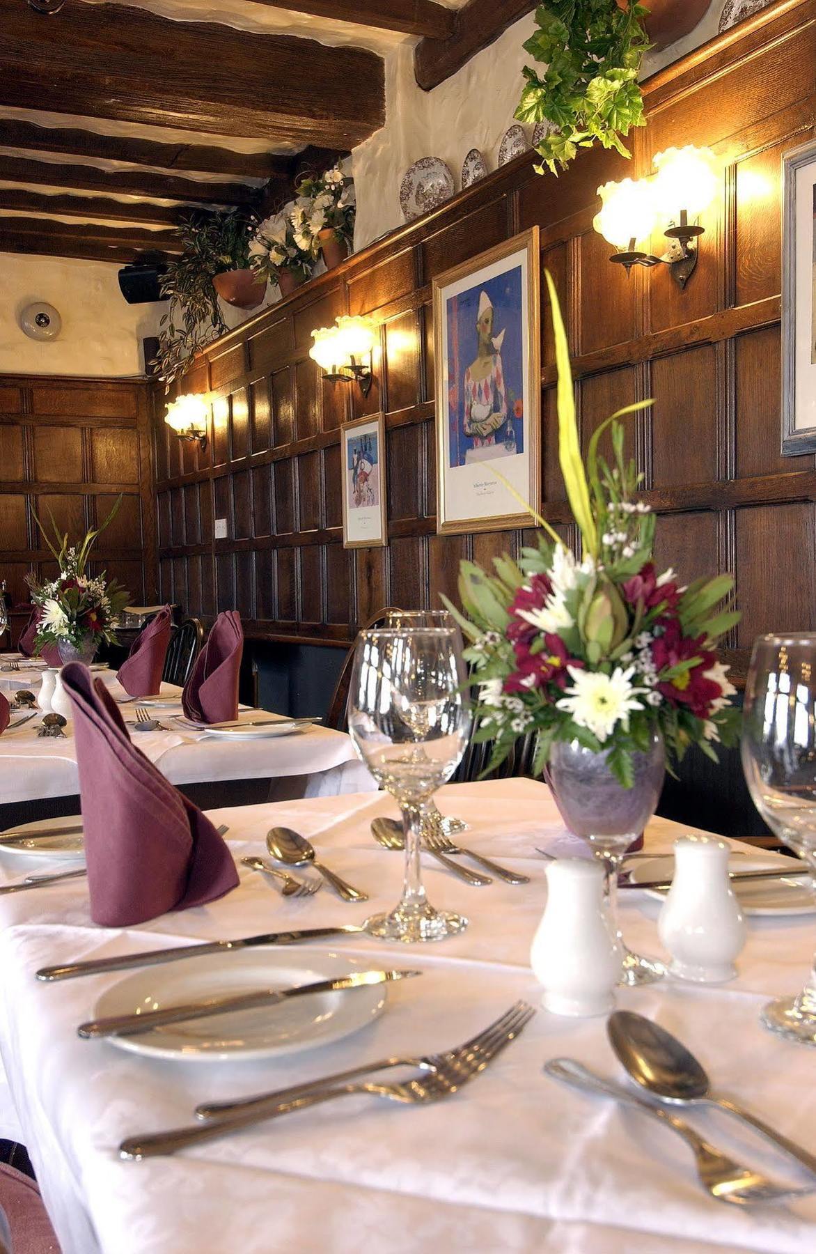 The Horseshoe Inn Herstmonceux Екстериор снимка